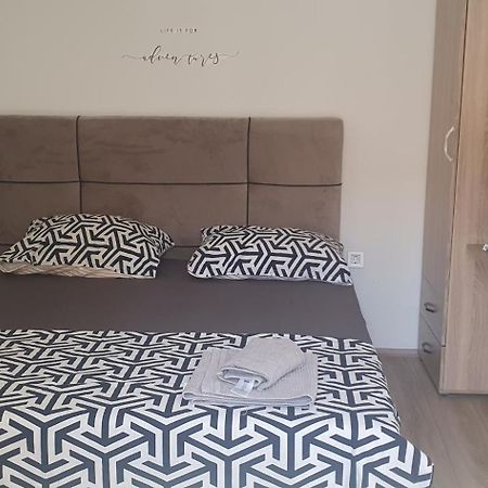 Apartmani Sanja Zaton  Eksteriør billede