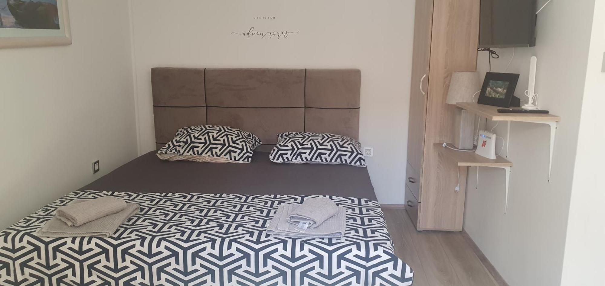 Apartmani Sanja Zaton  Eksteriør billede